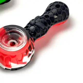 Silicone Honeycomb Spoon Hand Pipe w/ Metal Pick - 4.3" (Colors Vary)