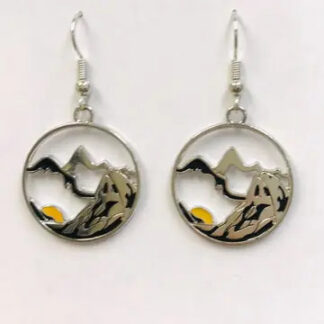 SimpleNGreat Mountain and Moon Earrings